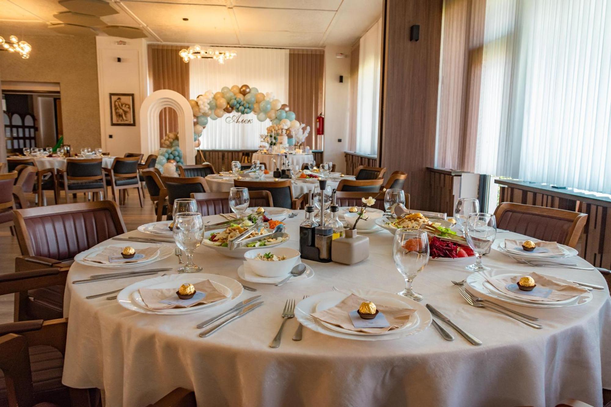 Hotel Montana Palace Krusevo Ngoại thất bức ảnh