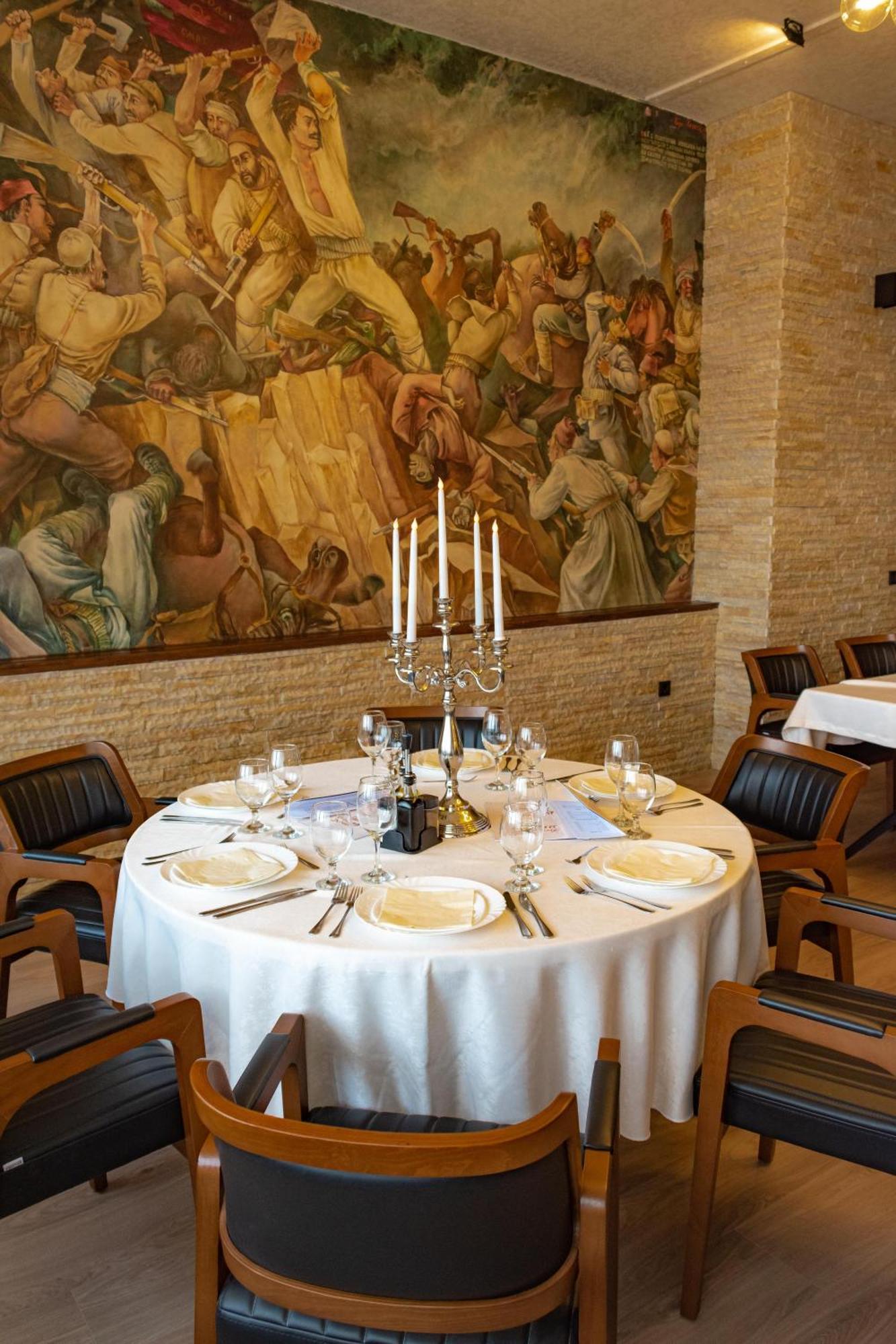Hotel Montana Palace Krusevo Ngoại thất bức ảnh