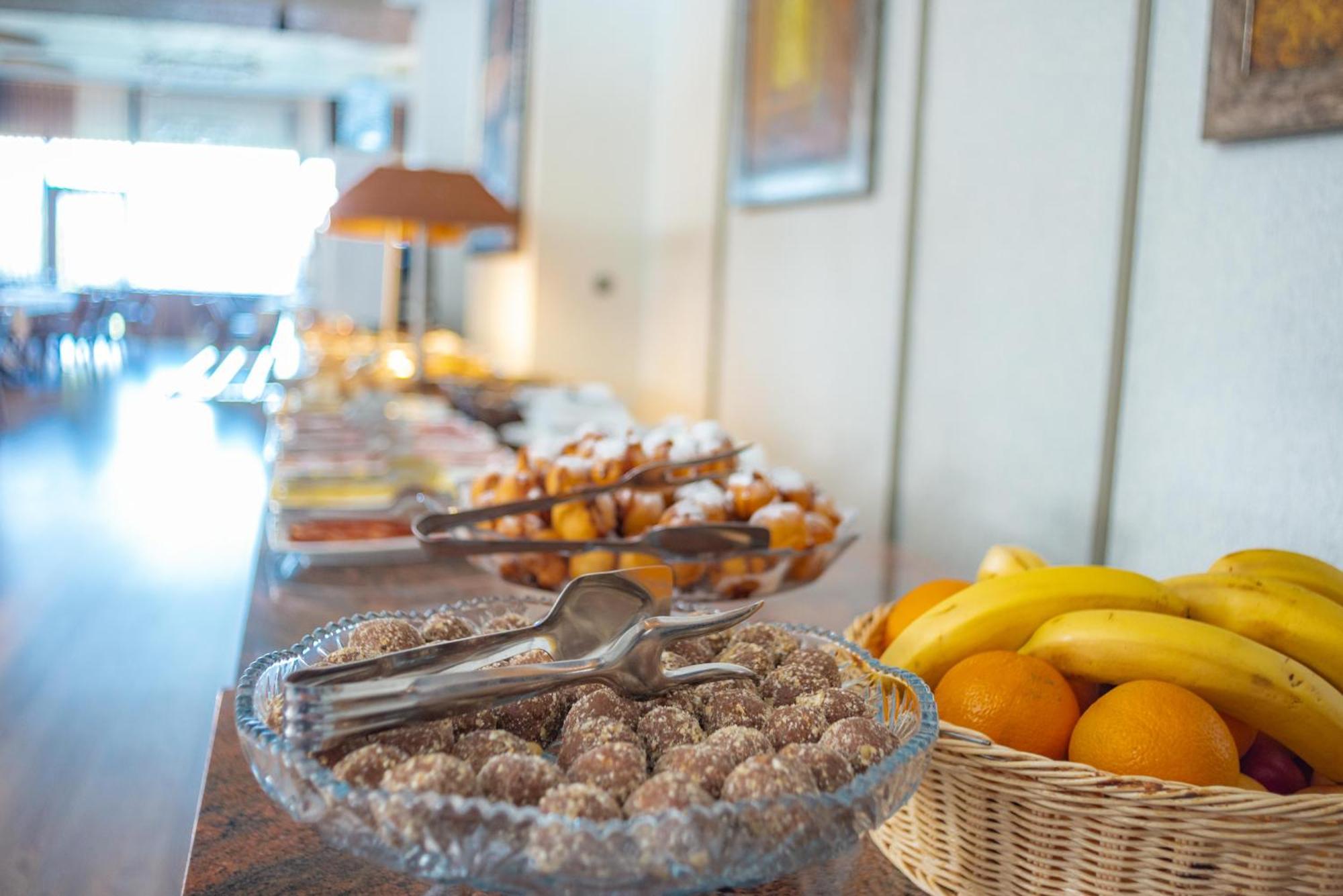 Hotel Montana Palace Krusevo Ngoại thất bức ảnh